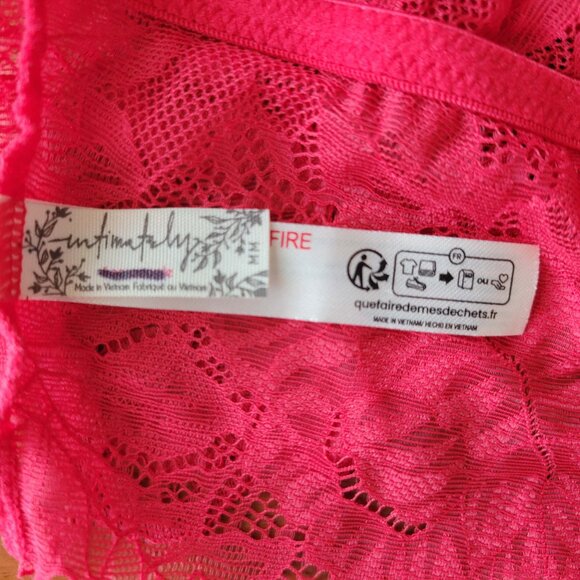 NWOT Free People Intimately Size M Red Lace Brami - Picture 6 of 7